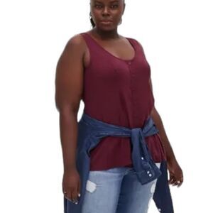 Torrid burgundy sleeveless blouse with buttons down the front- buckle back  1X